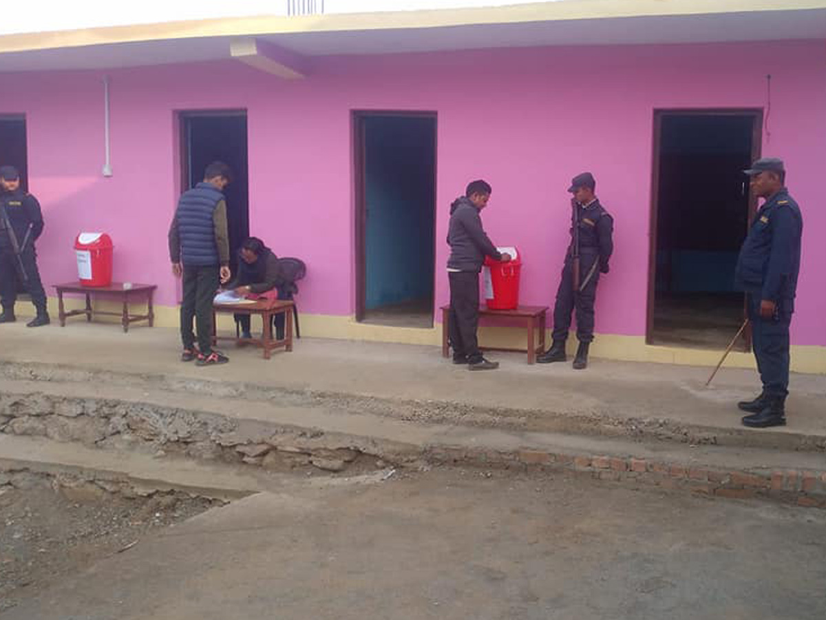 स्ववियु निर्वाचन :  बैतडीका चार क्याम्पसमा मतदान जारी 